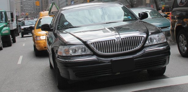 SUV, Stretch, Limo and Sedan rides on Long Island in the NYC area